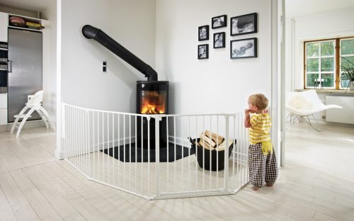 Varnostna ograja za kamine Baby Dan FLEX XL 90-278cm bela