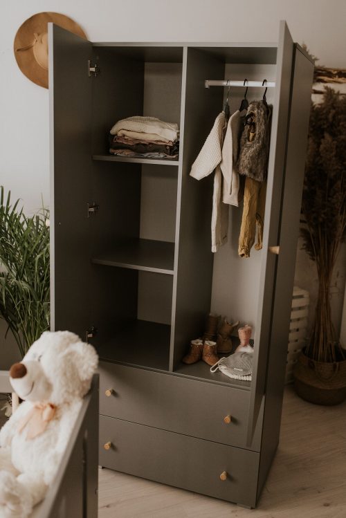 otroska-omara-klups-paulina-otroska-trgovina2 Otroška omara Little Sky by Klups Pauline grafit